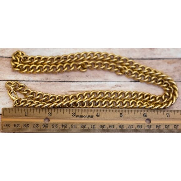 32 inch, Vintage Gold Tone Thick Curbs Heavy Chain Necklace - X24 - Picture 3 of 3